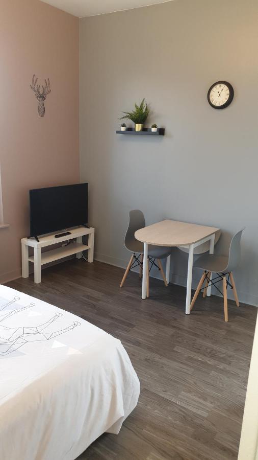 Linotin Centre Ville Compiegne Bagian luar foto